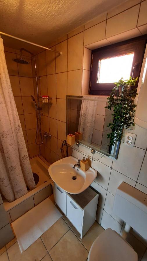 Holiday Home Franky Varazdin Breg المظهر الخارجي الصورة